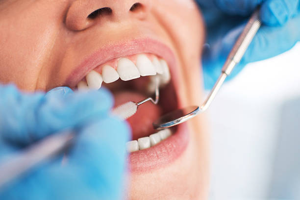 Há miệng đau hàm có nguy hiểm không? Khắc phục thế nào?